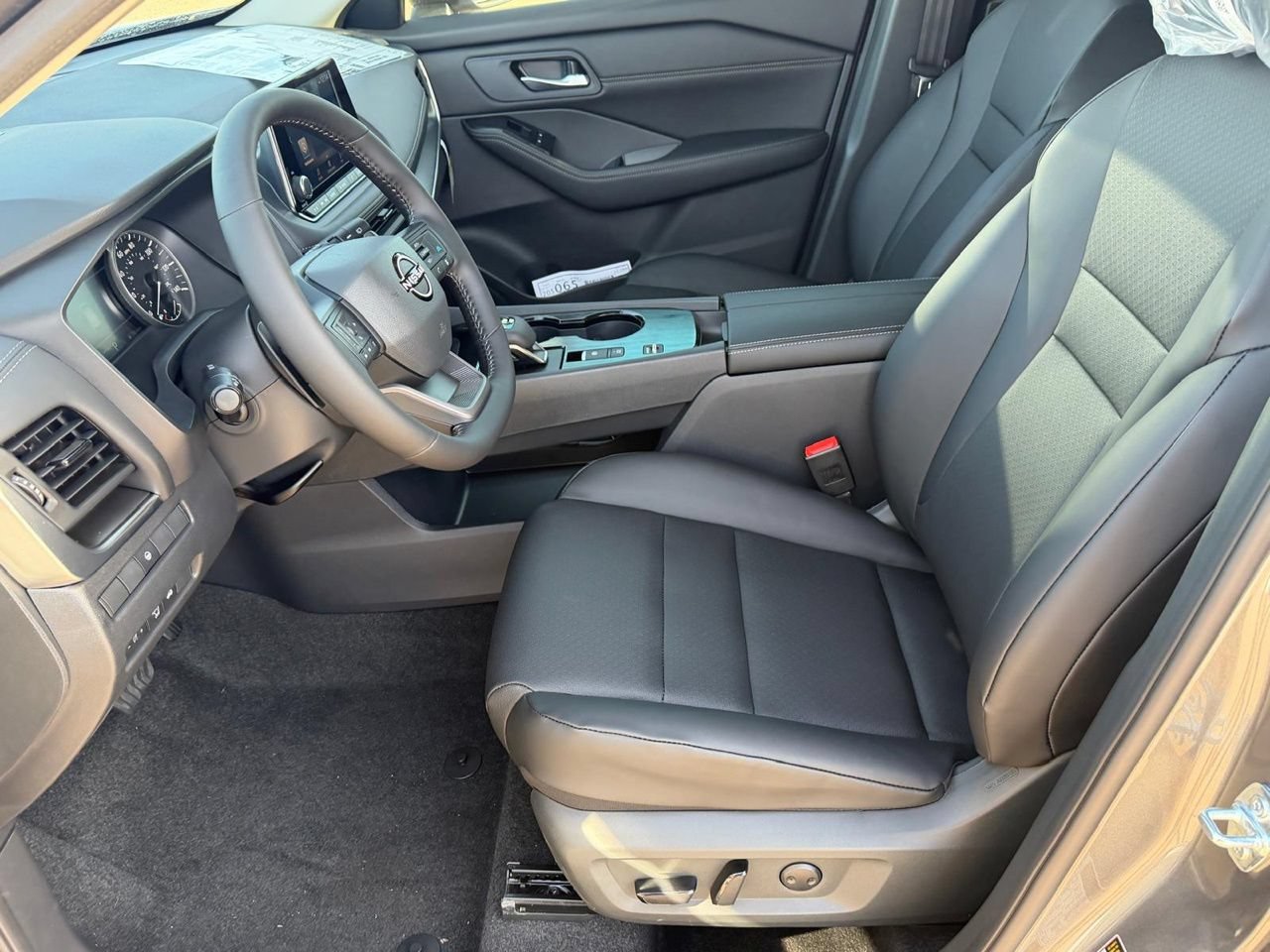 New 2026 Nissan Rogue Dark Armor FWD image 20