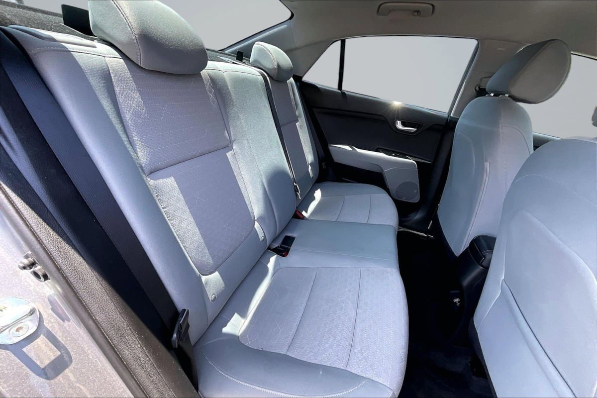 Used 2022 Kia Rio S FWD image 27