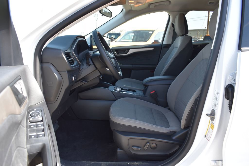 Used 2022 Ford Escape SE w/ Convenience Package image 9