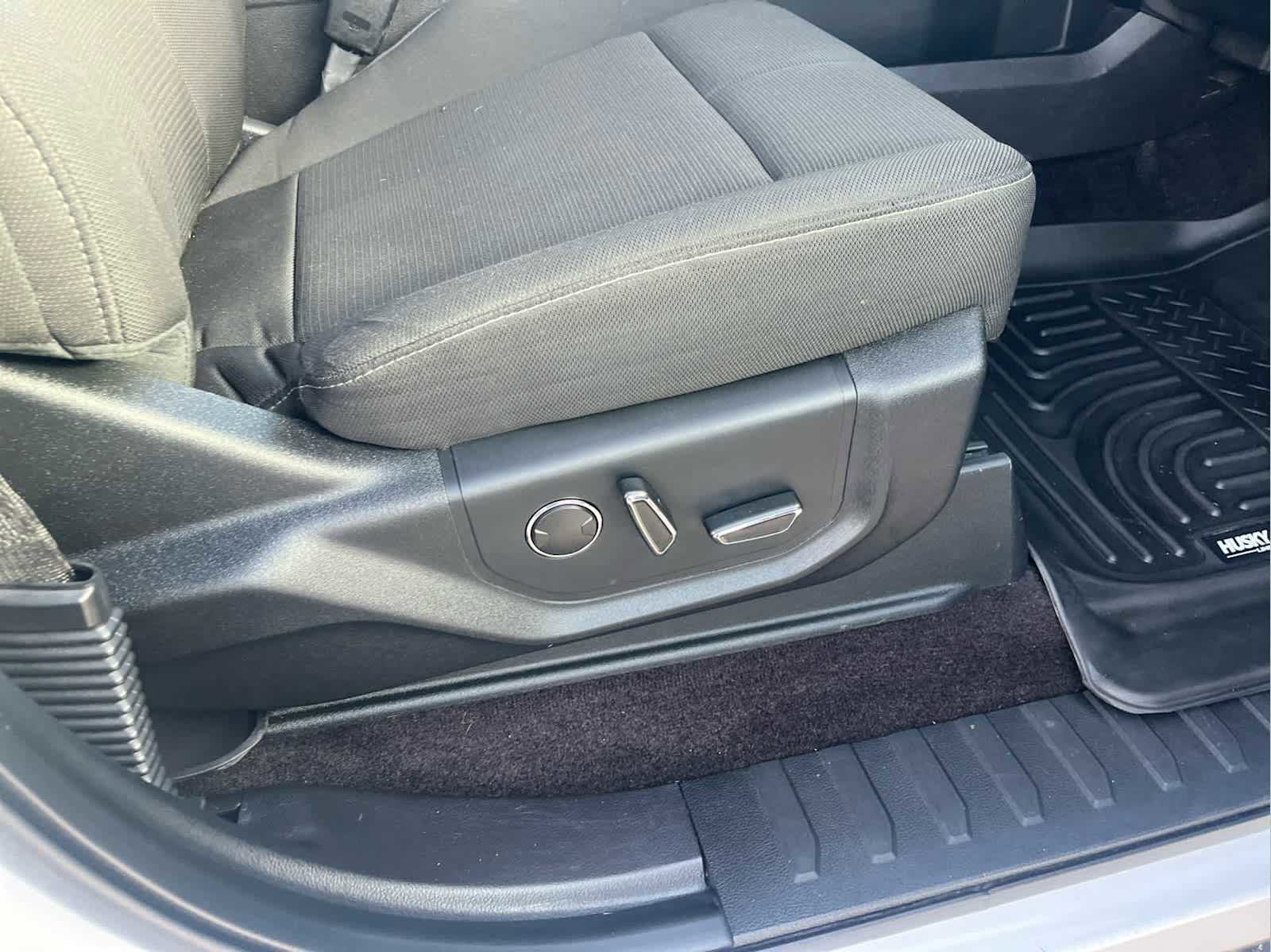 Used 2015 Ford F150 XLT w/ Equipment Group 302A Luxury image 14