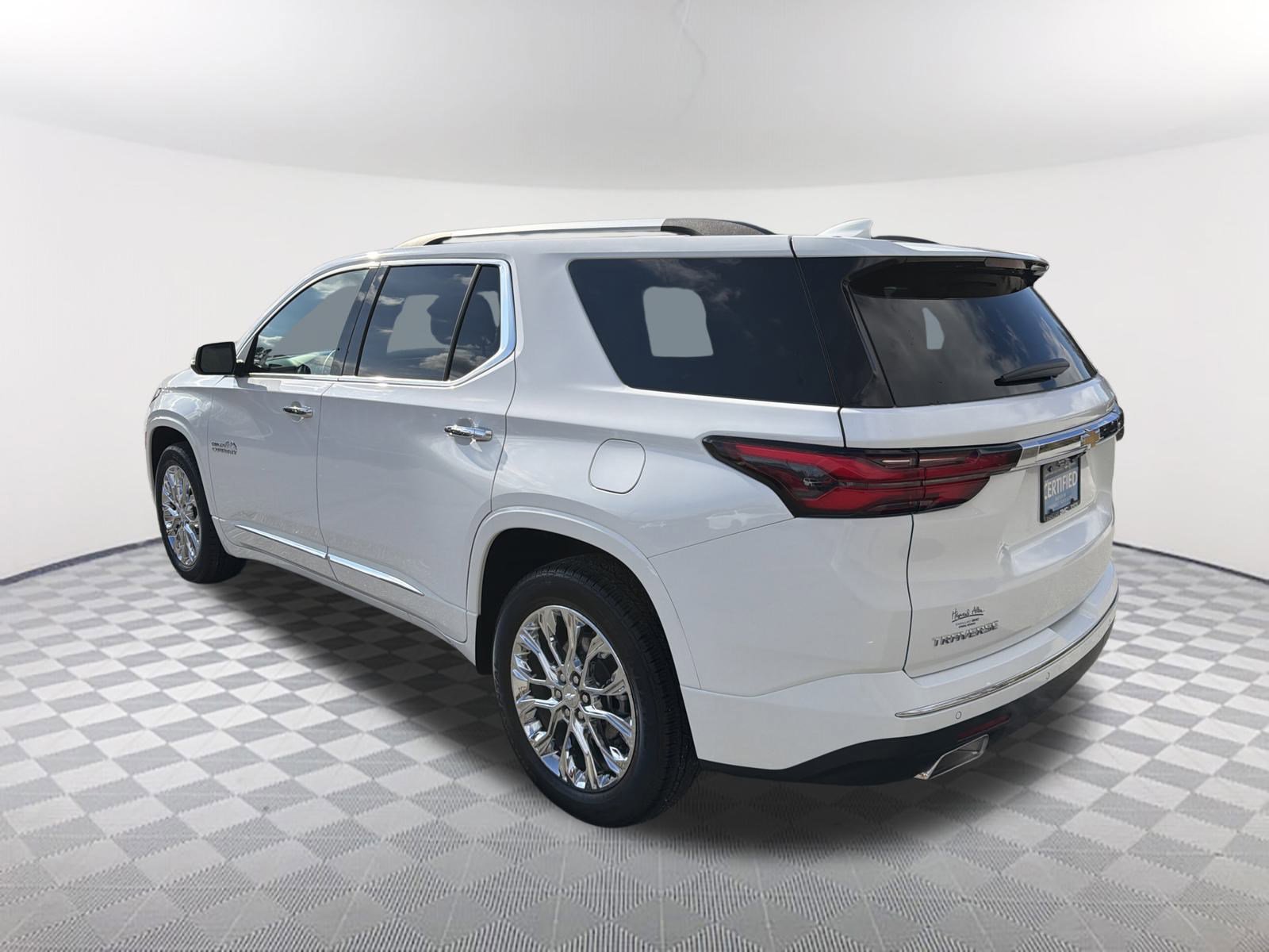 Certified 2023 Chevrolet Traverse High Country image 19