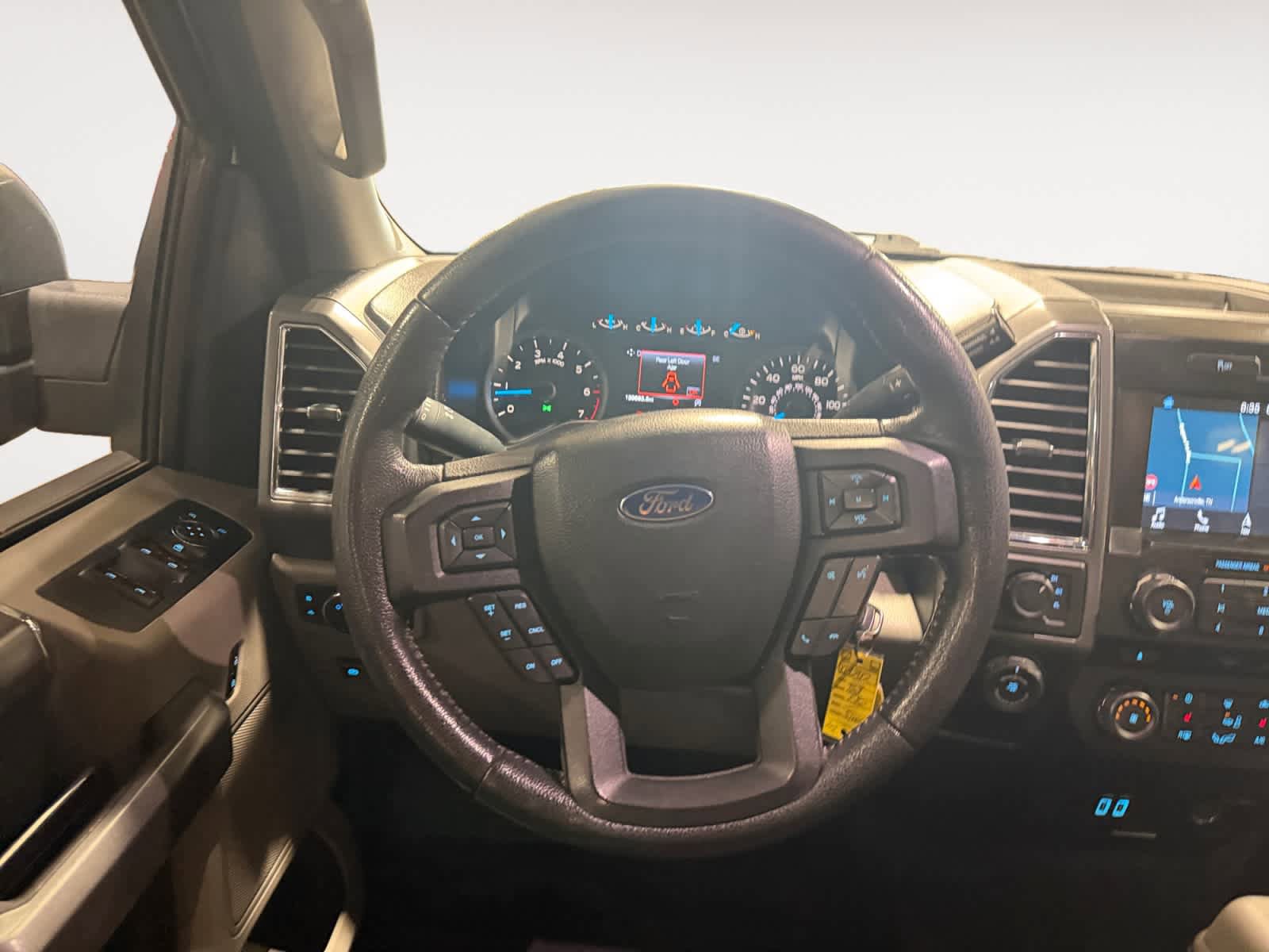 Used 2016 Ford F150 XLT w/ Equipment Group 302A Luxury AWD/4WD image 13