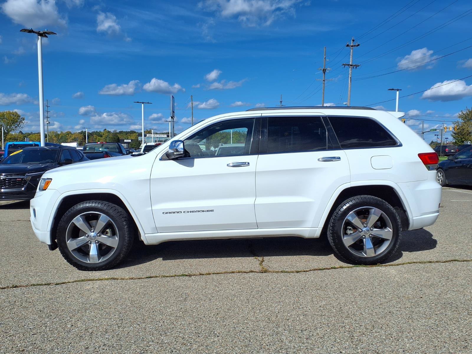 Used 2015 Jeep Grand Cherokee Overland RWD image 8