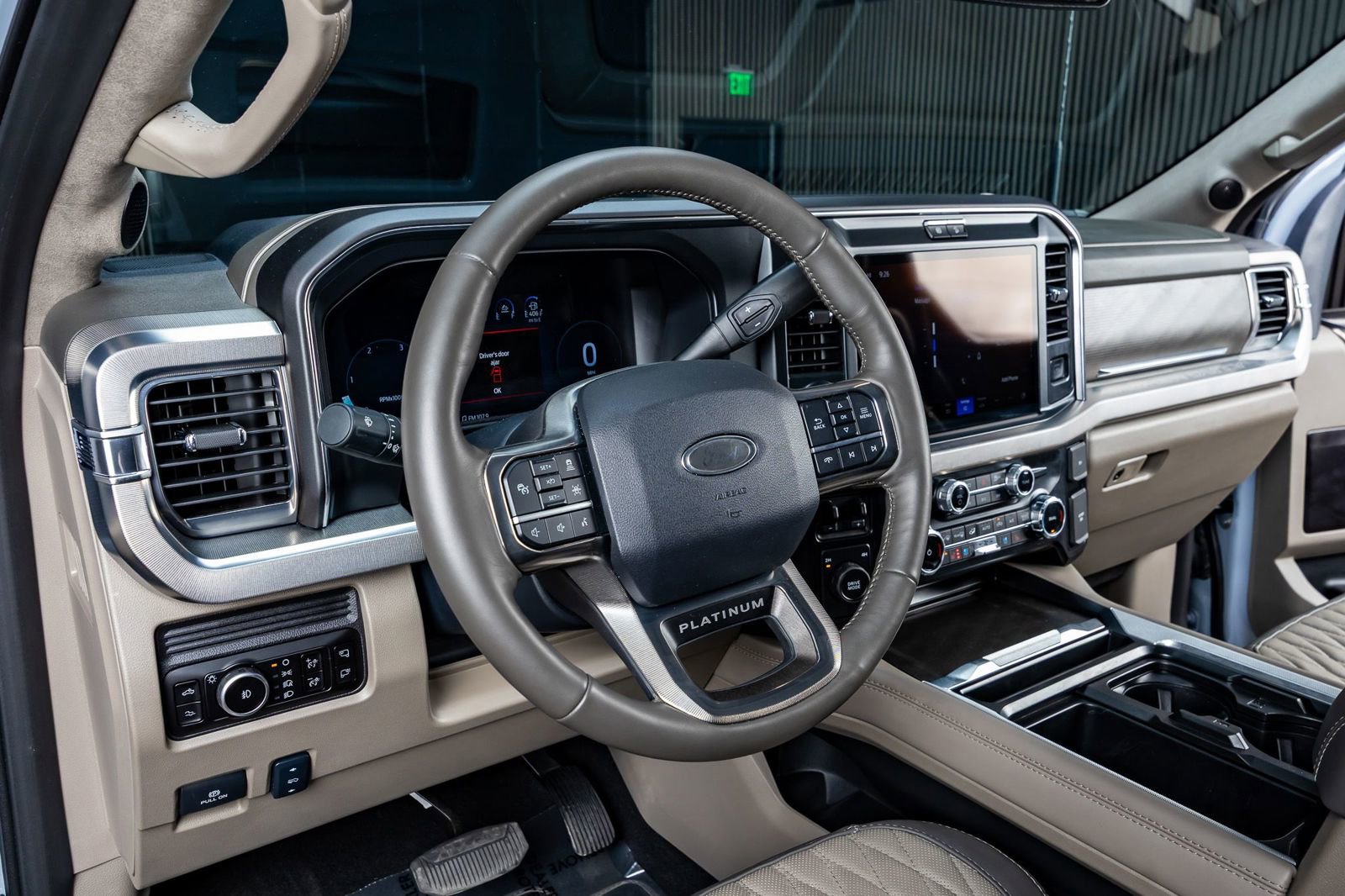 Used 2025 Ford F450 Platinum w/ Platinum Plus Package image 17