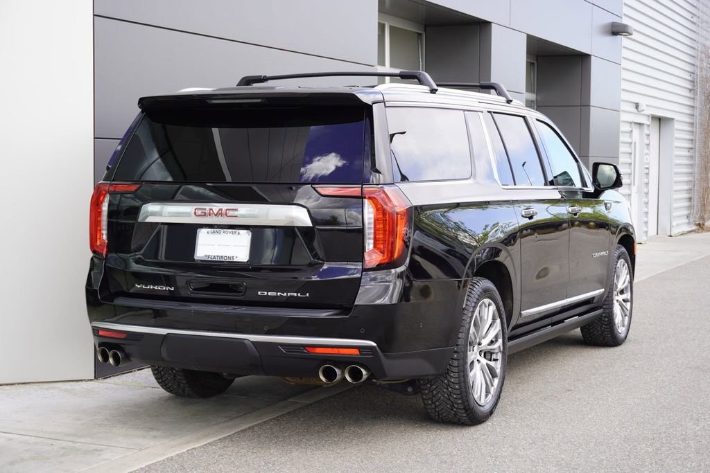 Used 2023 GMC Yukon XL Denali w/ Denali Reserve Package AWD/4WD image 2