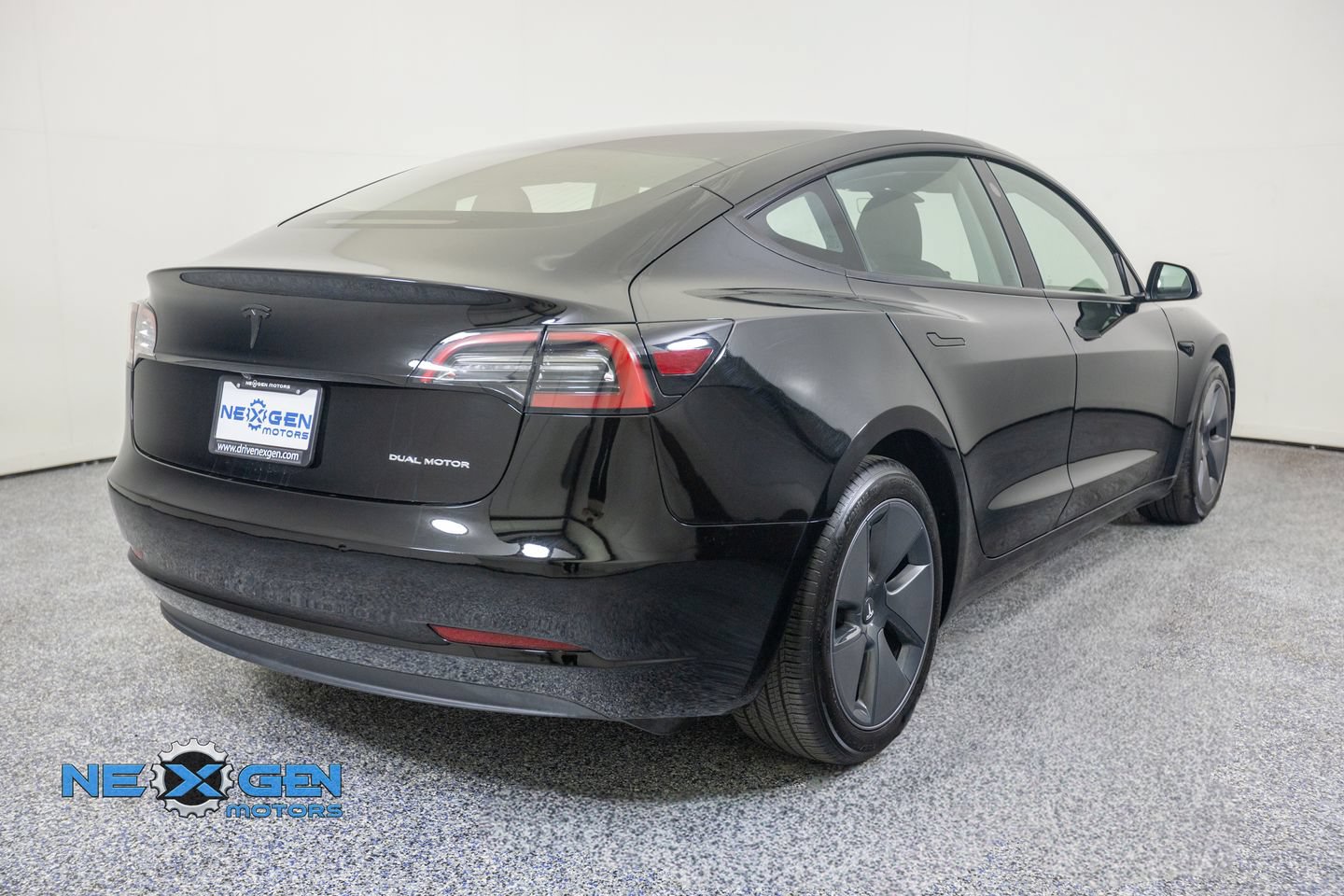 Used 2023 Tesla Model 3 Long Range AWD/4WD image 8