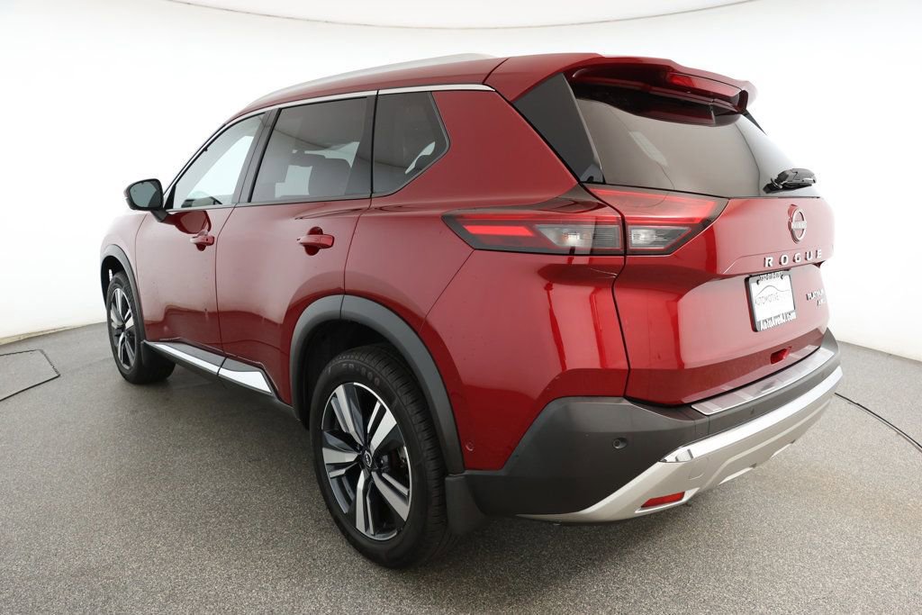 Used 2022 Nissan Rogue Platinum w/ Head-Up Display Package image 6