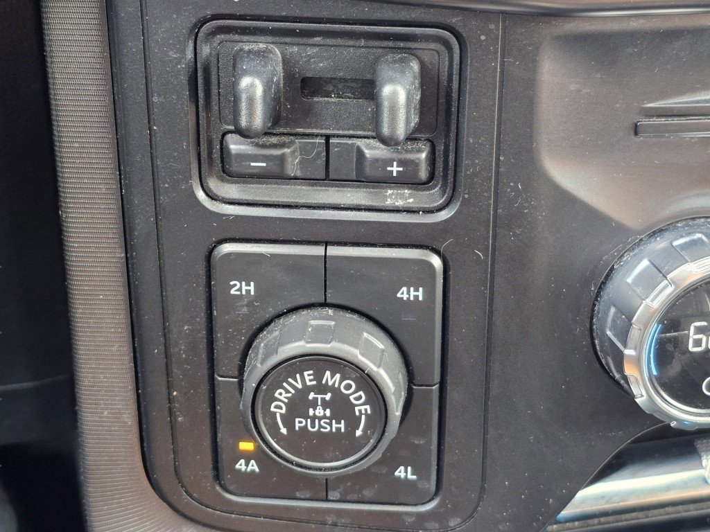 Certified 2021 Ford F150 Platinum w/ Equipment Group 701A High image 12