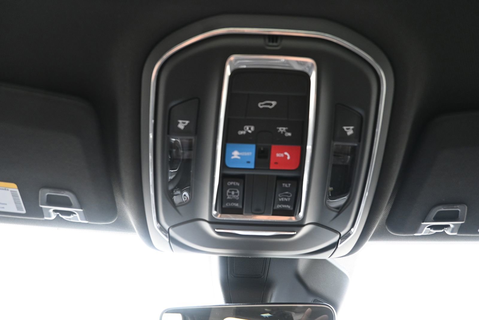 New 2026 Jeep Grand Cherokee Laredo X AWD/4WD image 17
