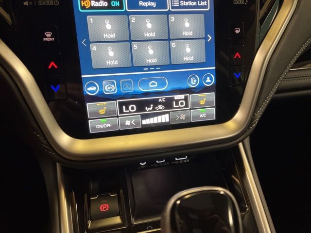 Certified 2025 Subaru Outback Limited w/ Popular Package #2 image 34