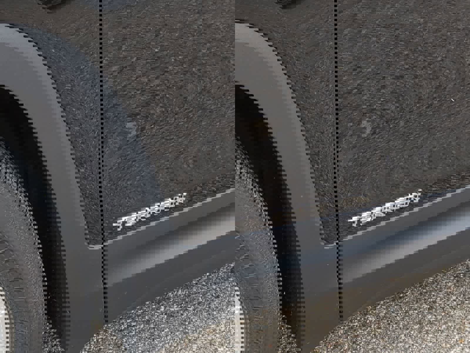 Used 2020 GMC Terrain SLE w/ LPO, Floor Liner Package image 13