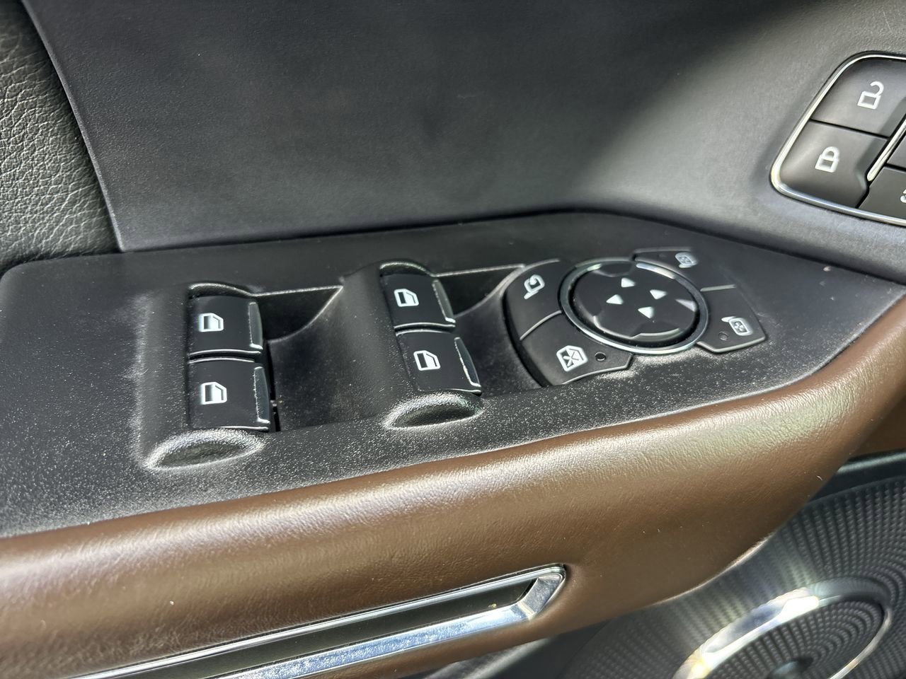 Used 2021 Ford Expedition Max King Ranch image 19