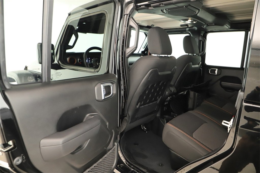 Used 2023 Jeep Gladiator Mojave w/ Cold Weather Group image 25