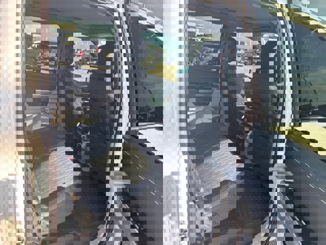 Used 2023 Ford F150 Limited image 12