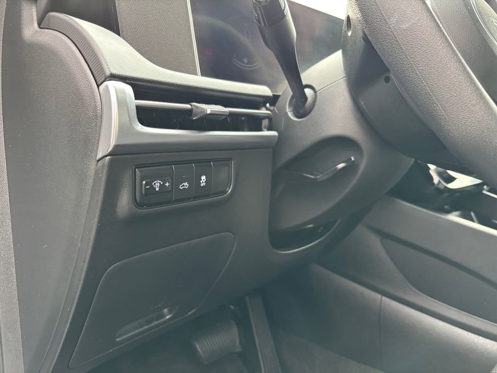 Used 2025 Hyundai Santa Cruz SEL image 22