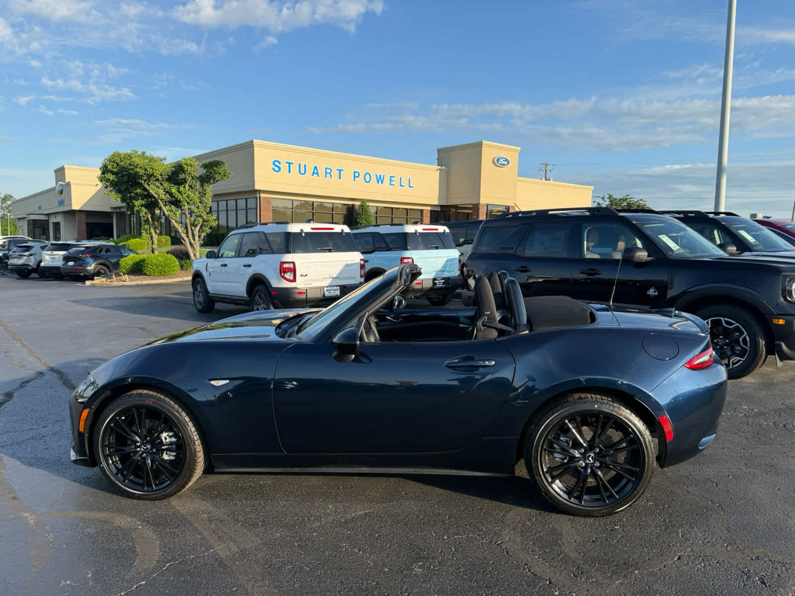 New 2026 MAZDA MX-5 Miata Club w/ Weather Package RWD image 23