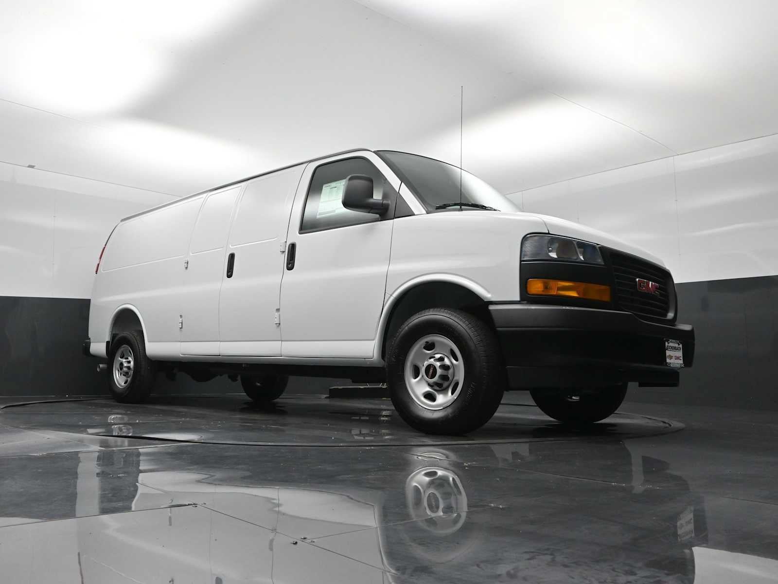 New 2026 GMC Savana 3500 Extended w/ Driver Convenience Package RWD image 16