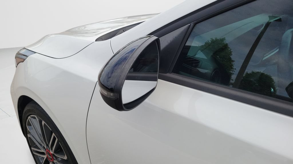 Used 2023 Kia Forte GT w/ GT2 Package FWD image 11