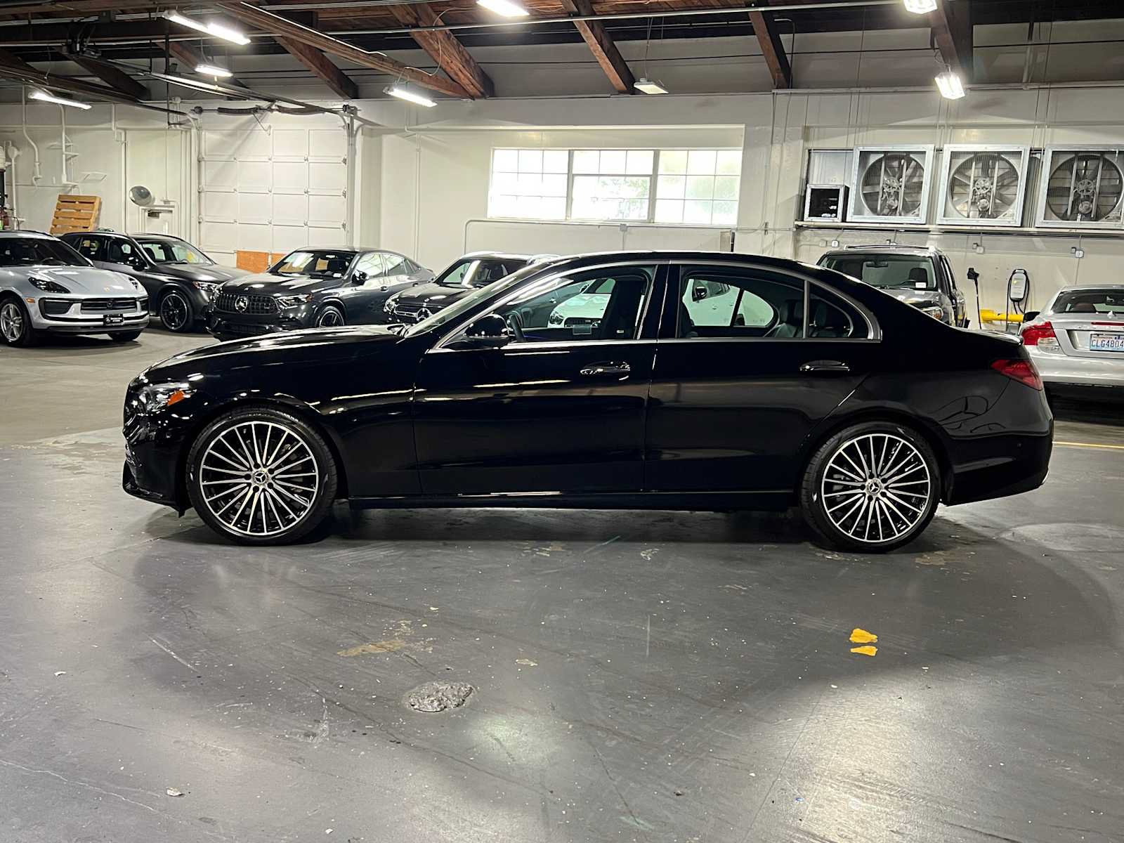 Used 2026 Mercedes-Benz C 300 4MATIC Sedan image 6