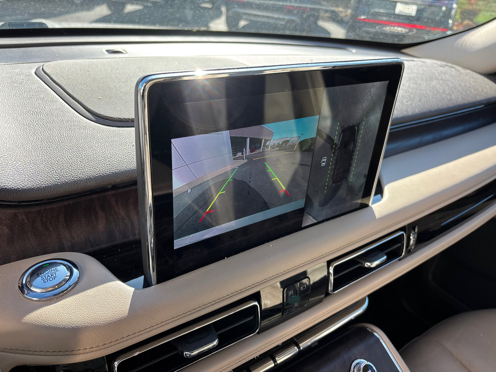 Certified 2022 Lincoln Aviator Reserve w/ Equipment Group 201A image 22