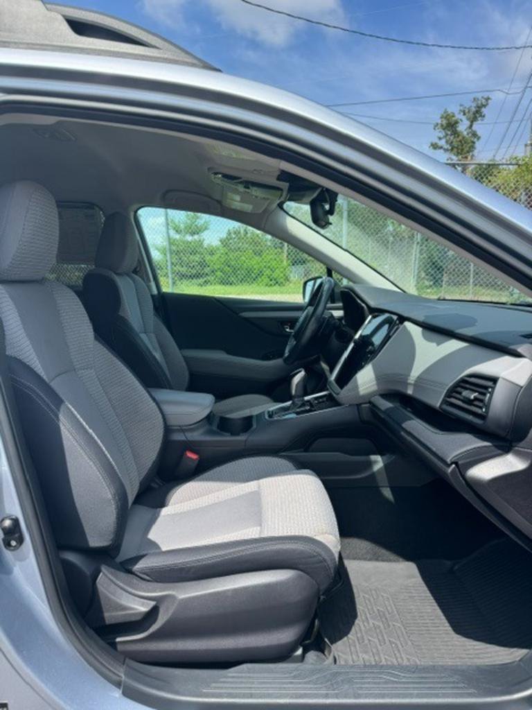Used 2023 Subaru Outback Premium AWD/4WD image 11