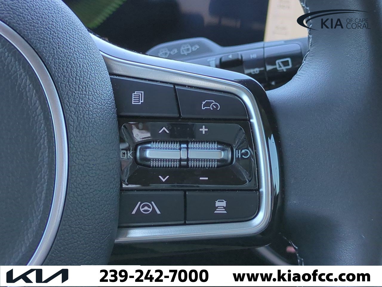 Used 2025 Kia Sorento S w/ Panoramic Sunroof Package image 27