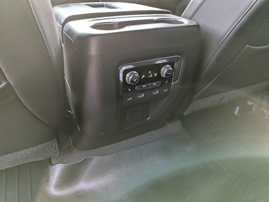 Used 2021 GMC Yukon AT4 w/ AT4 Premium Package image 31