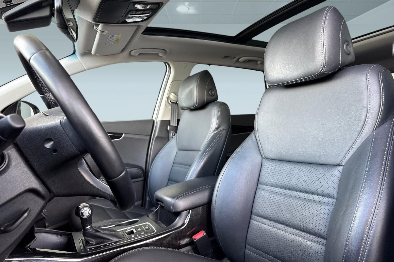 Used 2017 Kia Sorento EX w/ EX Advanced Touring Package image 26