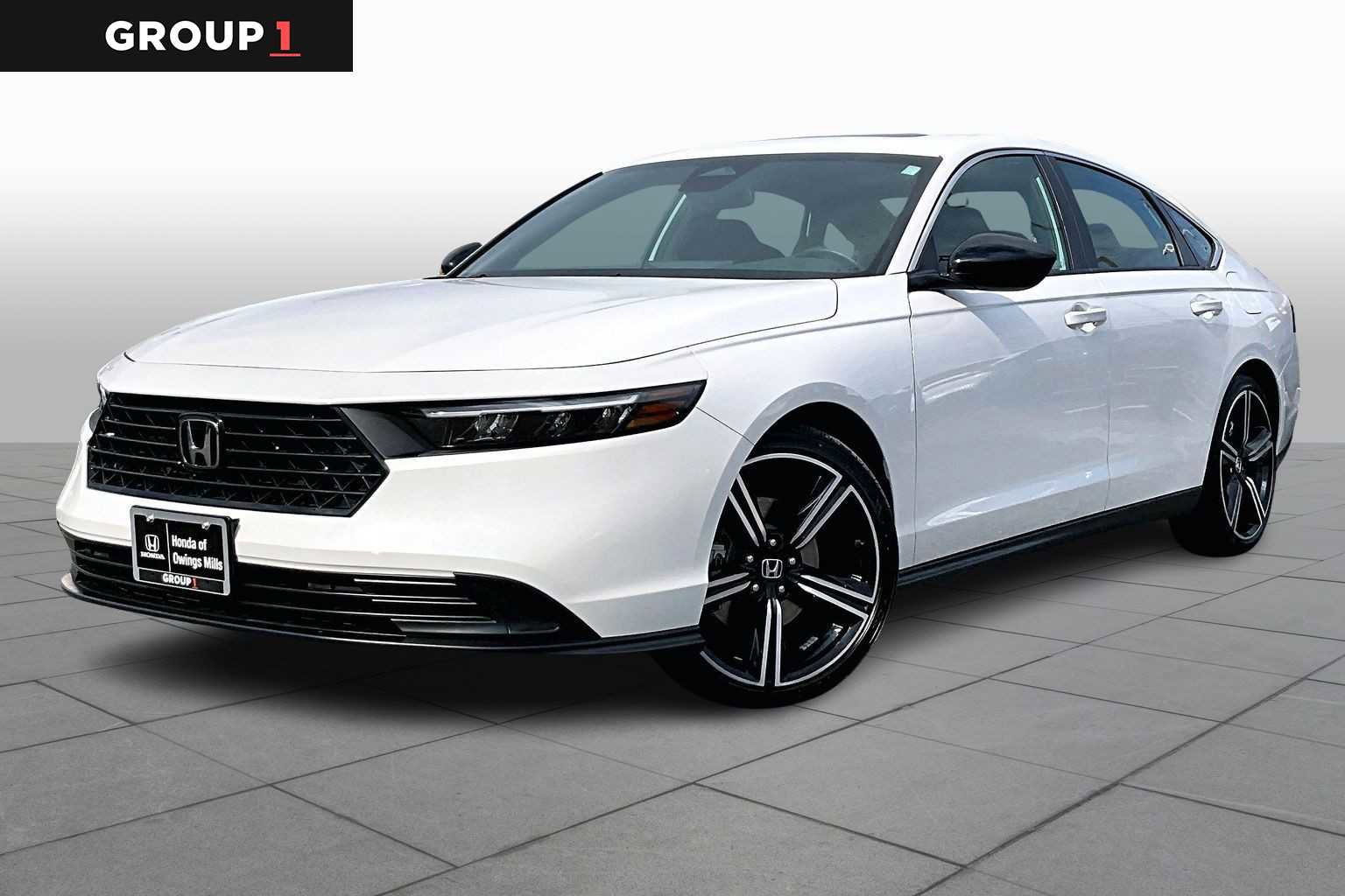 Used 2025 Honda Accord Sport image 1