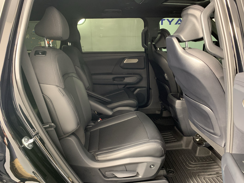 Used 2027 Kia Telluride S w/ Towing Package FWD image 40