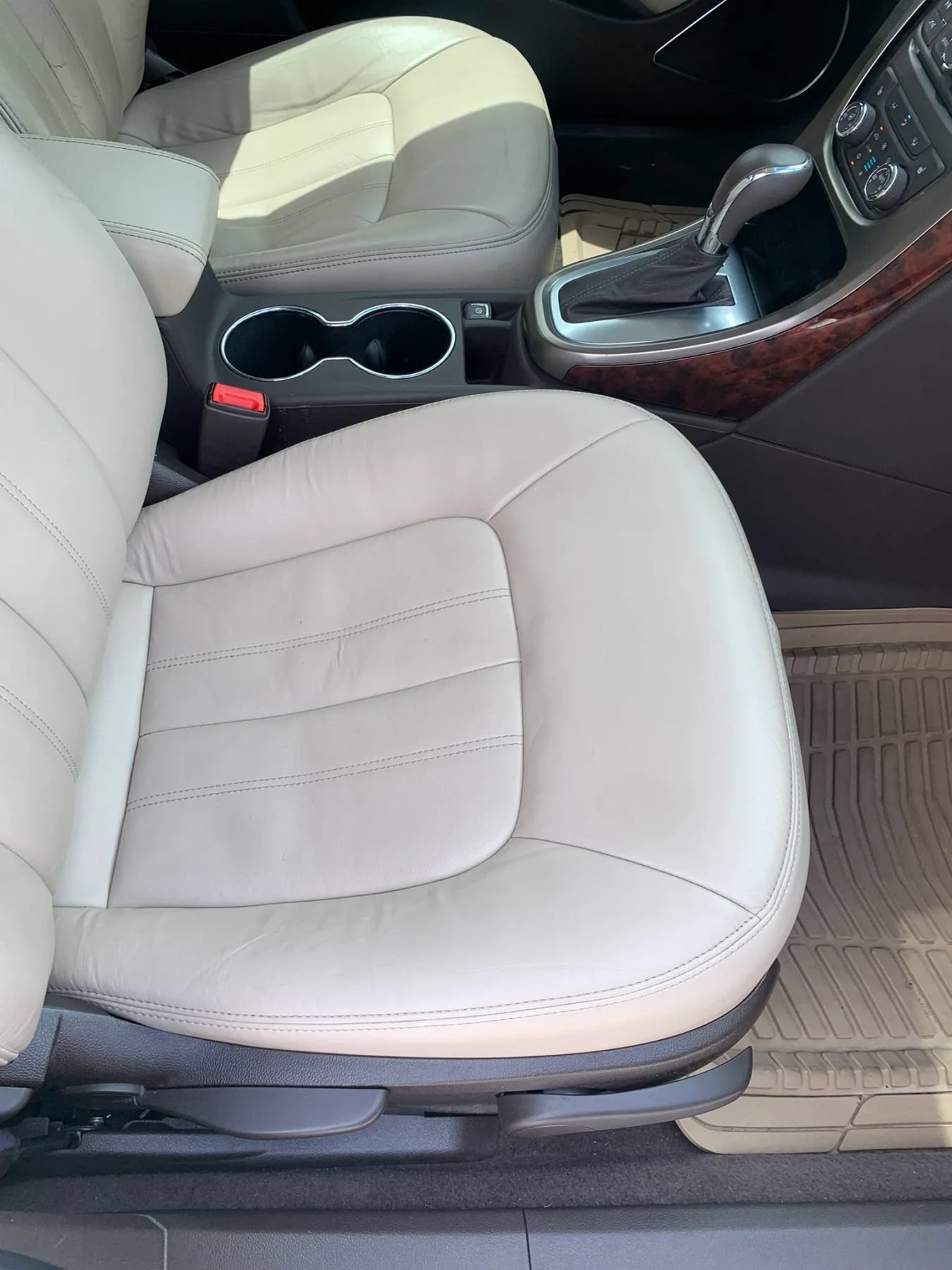 Used 2013 Buick Verano Leather FWD image 11