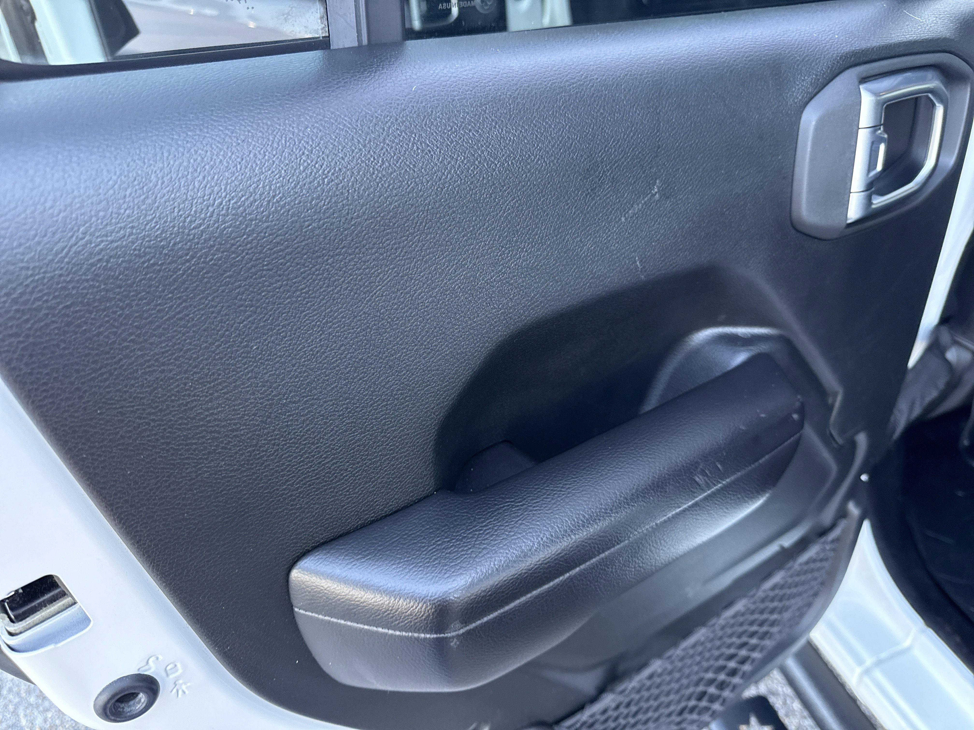 Used 2020 Jeep Wrangler Unlimited Sport image 11