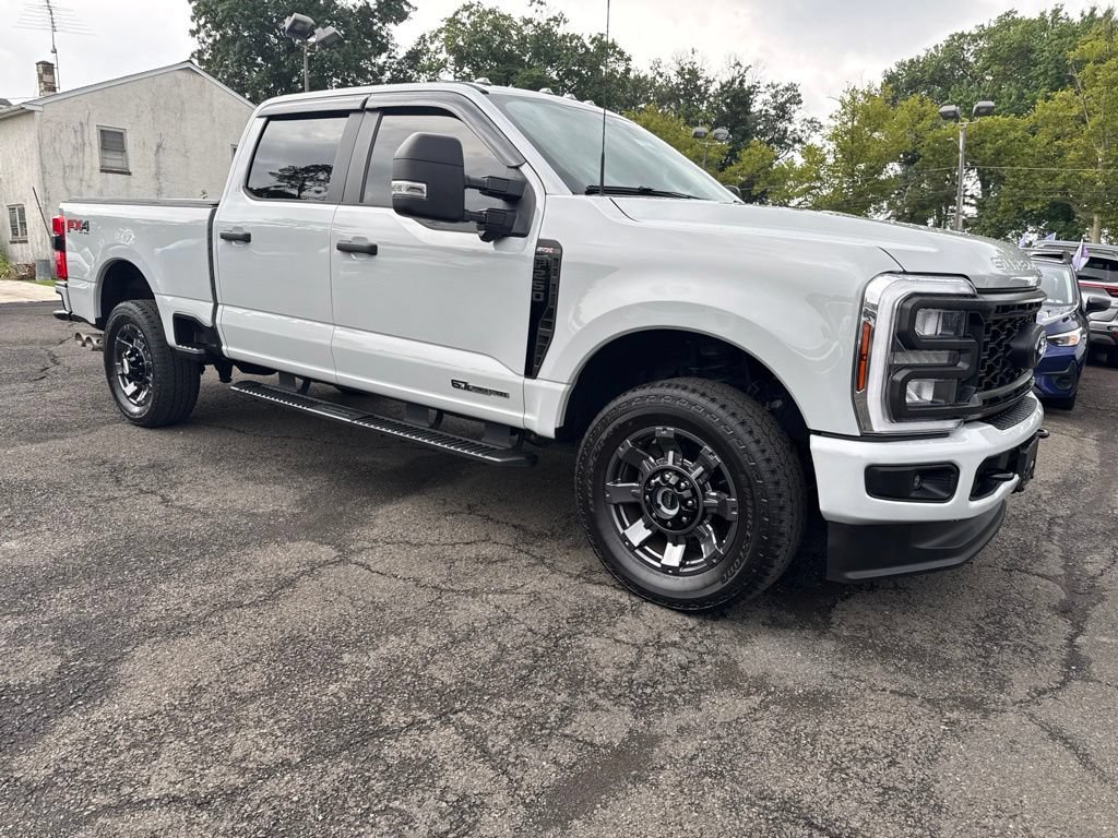 Used 2025 Ford F250 XL w/ STX Appearance Package AWD/4WD image 3