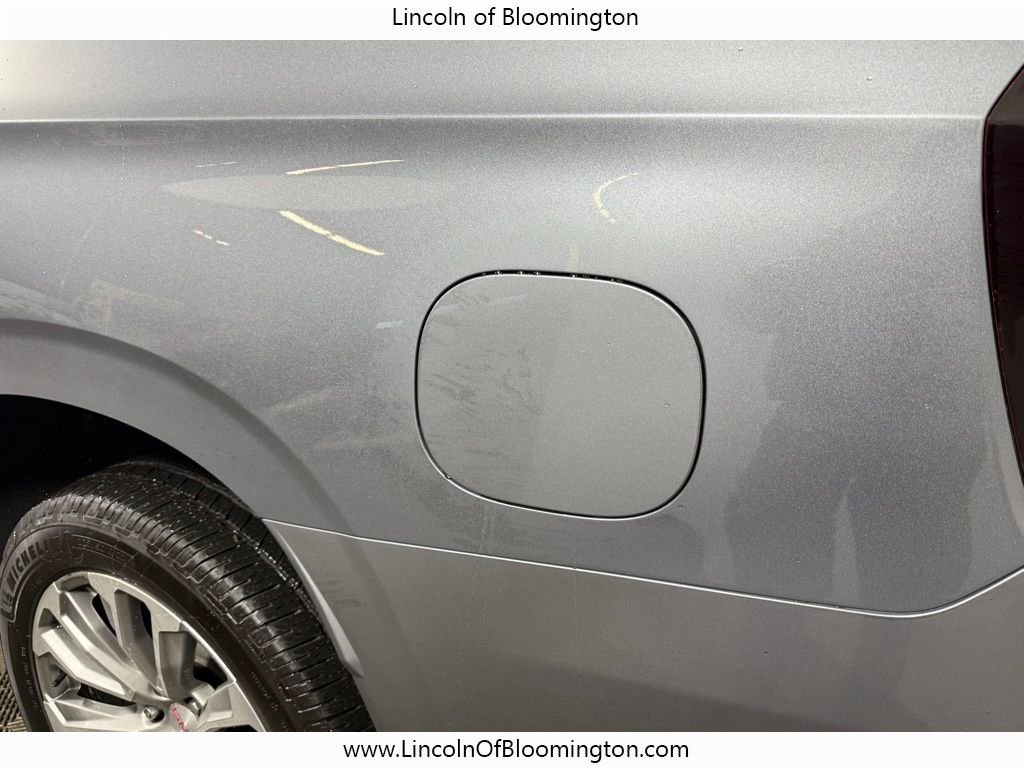 Used 2022 GMC Yukon XL Denali image 14