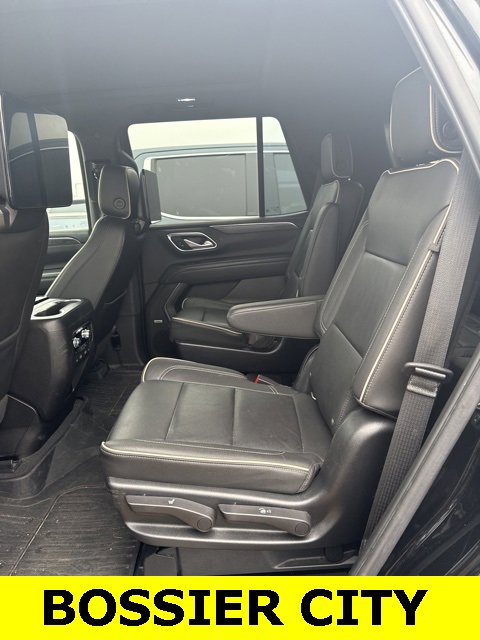 Used 2022 GMC Yukon SLT w/ SLT Luxury Package image 8