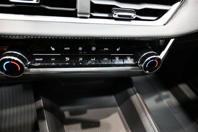 New 2026 Chevrolet Equinox LT w/ Convenience Package II image 17