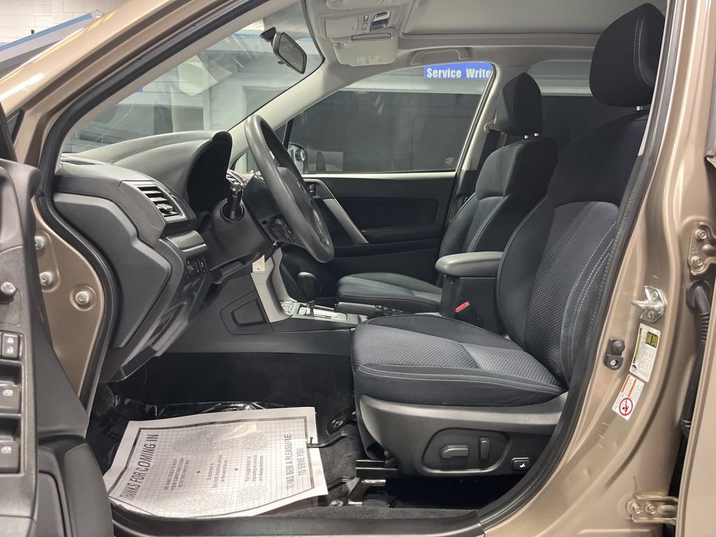 Used 2016 Subaru Forester 2.5i Premium w/ All-Weather Package AWD/4WD image 14