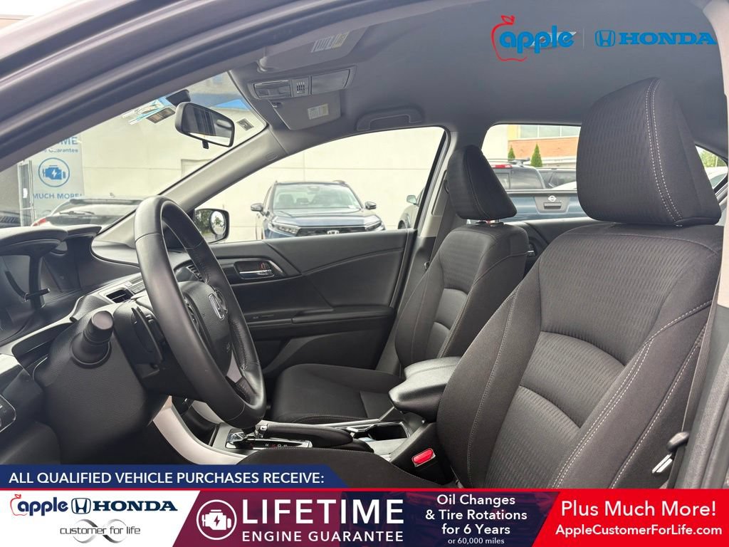 Used 2015 Honda Accord Sport image 6