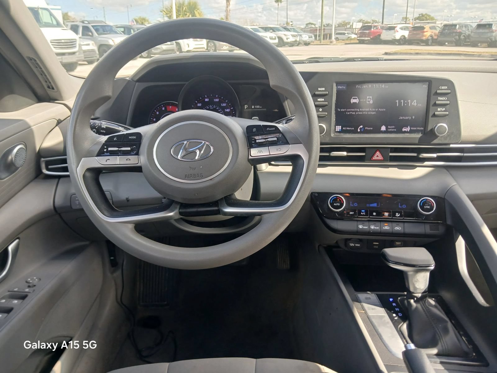 Used 2023 Hyundai Elantra SEL FWD image 44