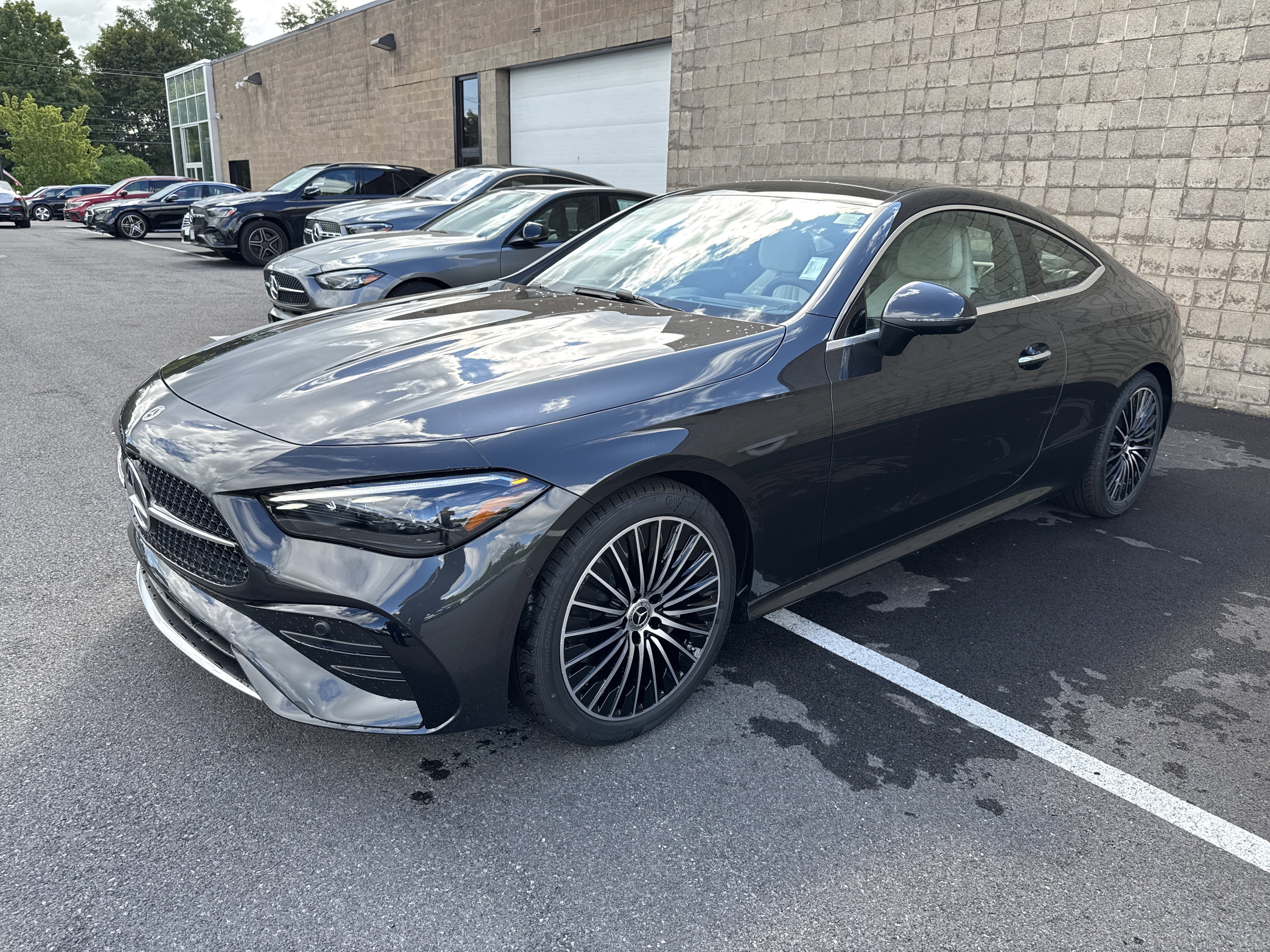 New 2026 Mercedes-Benz CLE 300 4MATIC Coupe image 4
