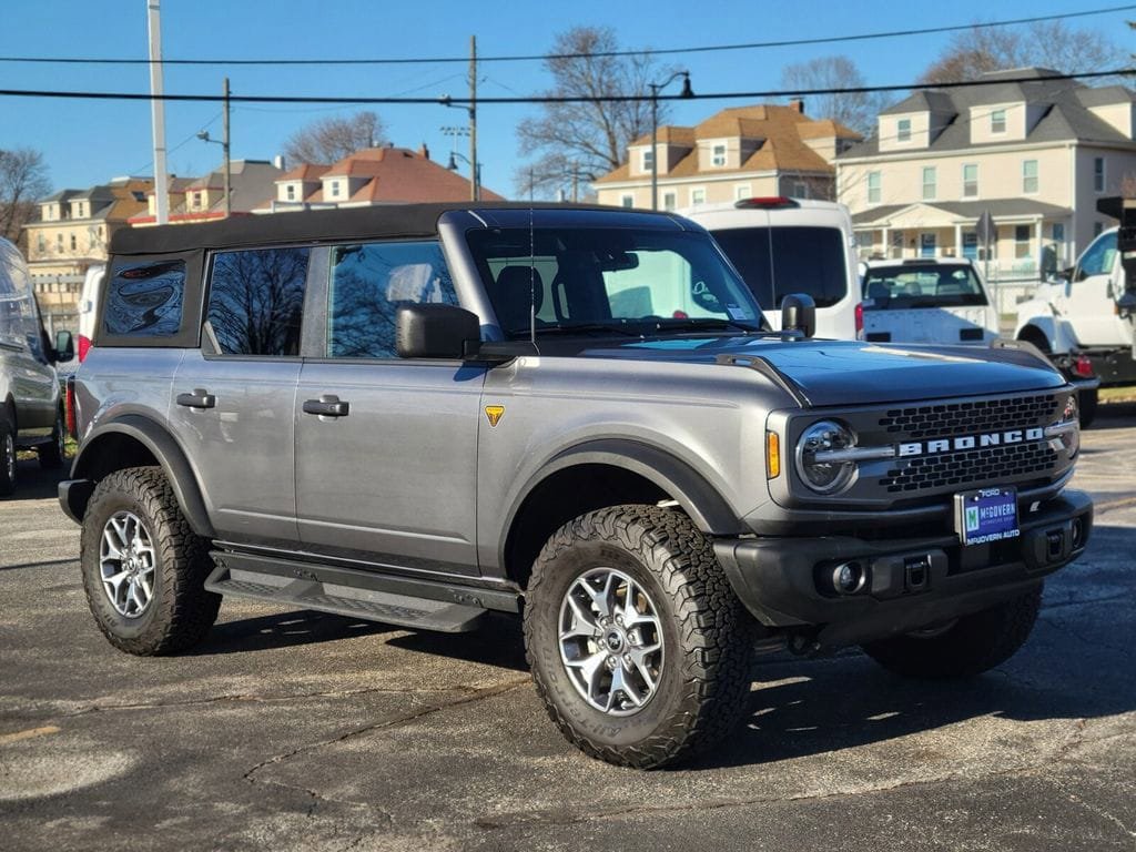 Used 2025 Ford Bronco Badlands AWD/4WD image 8