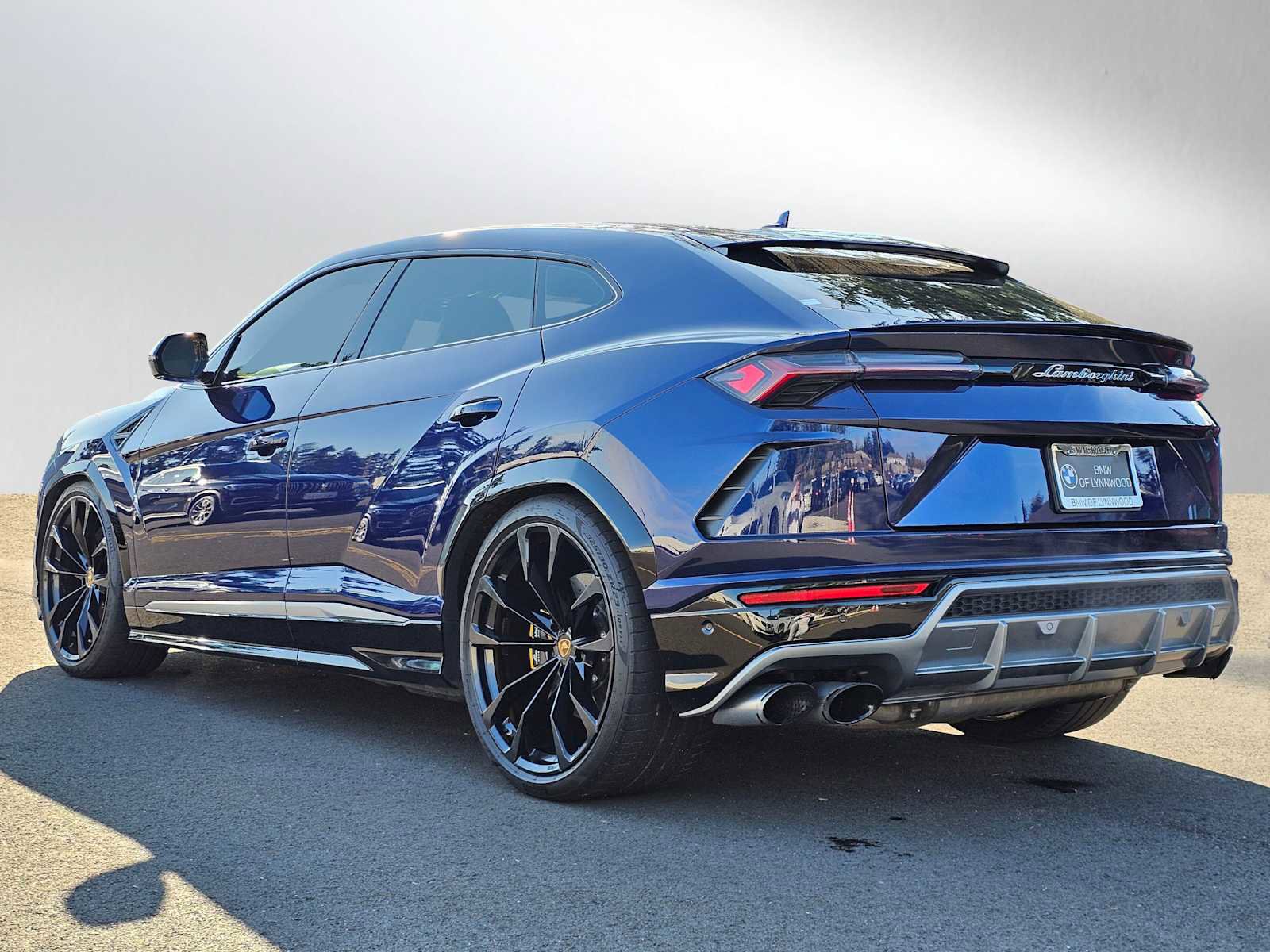 Used 2019 Lamborghini Urus image 5
