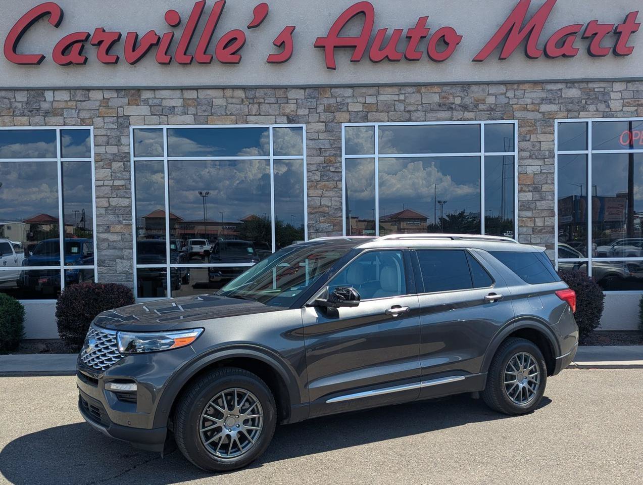 Used 2020 Ford Explorer Platinum w/ Premium Technology Package