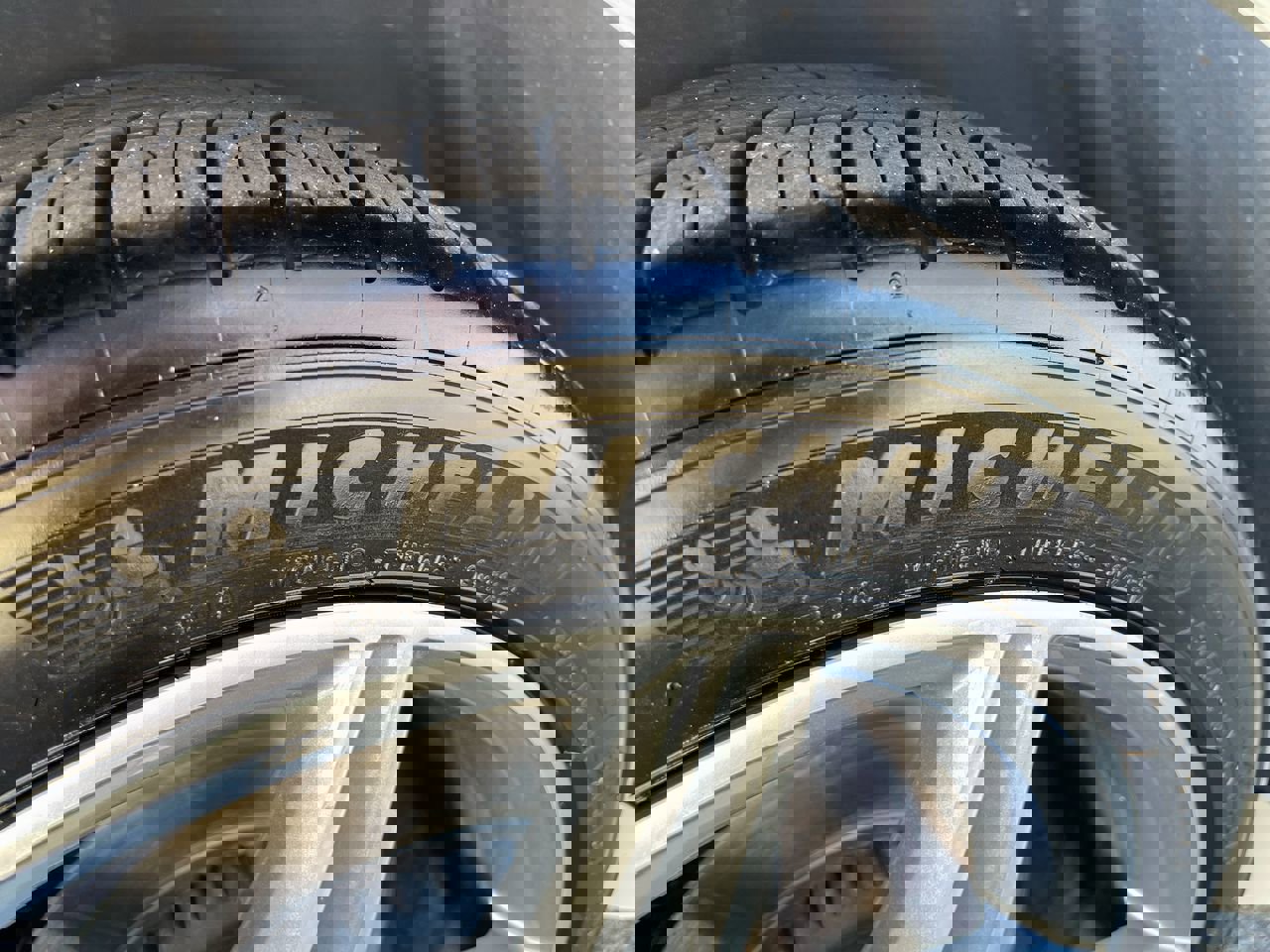 Used 2018 Mercedes-Benz E 300 E 300 image 13