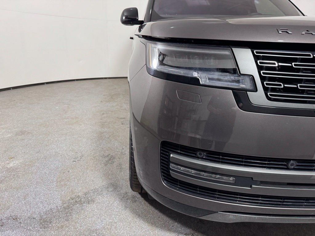 Used 2023 Land Rover Range Rover Long Wheelbase First Edition AWD/4WD image 4