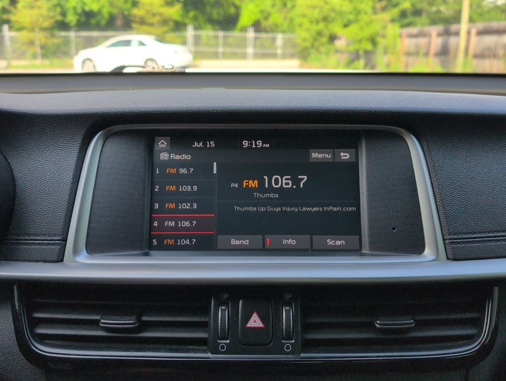 Used 2019 Kia Optima LX FWD image 18
