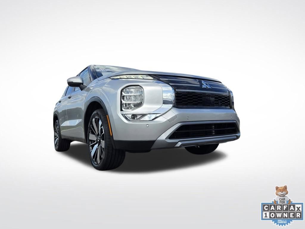 Used 2025 Mitsubishi Outlander SE FWD image 58