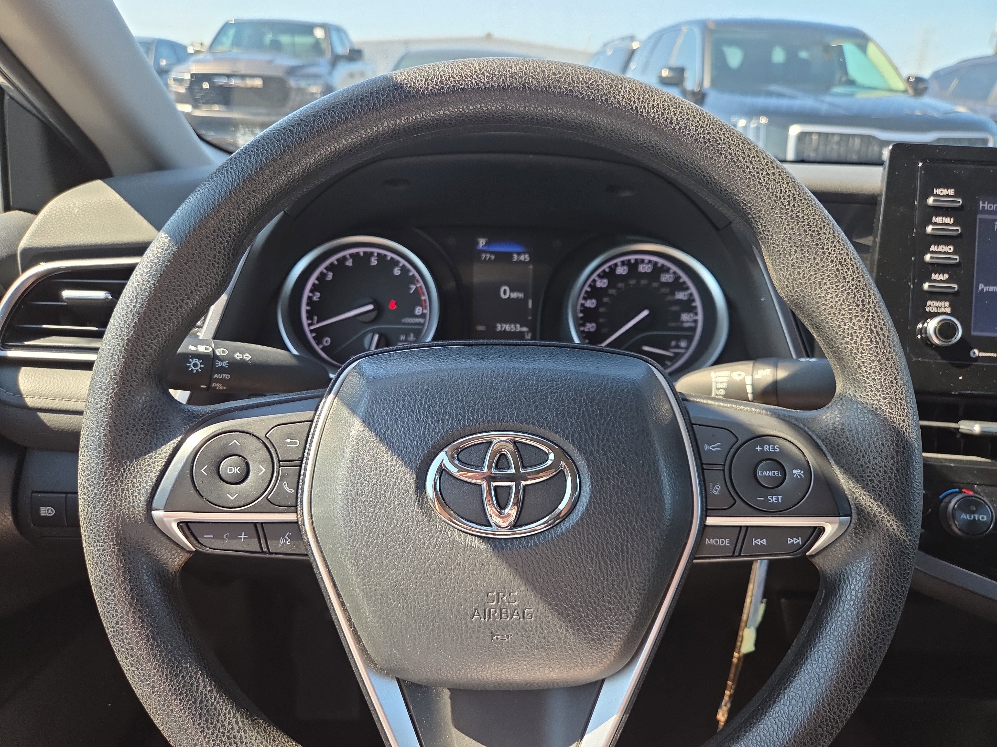 Used 2024 Toyota Camry LE image 10