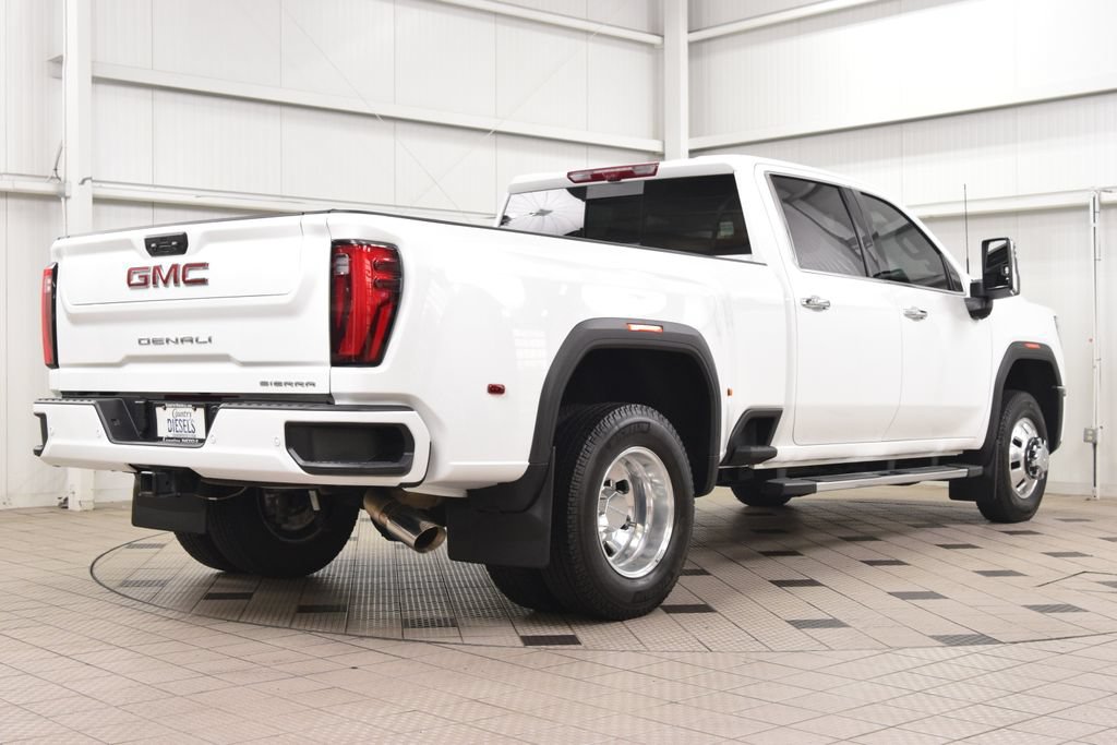 Used 2025 GMC Sierra 3500 Denali w/ Denali Reserve Package AWD/4WD image 8