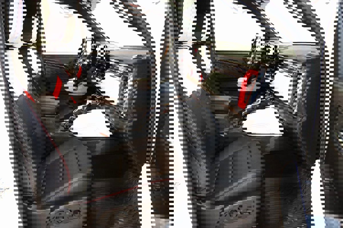 Used 2023 GMC Canyon AT4X image 61